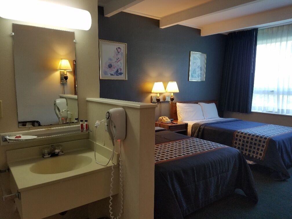 Travelodge By Wyndham Lake George Ny Экстерьер фото