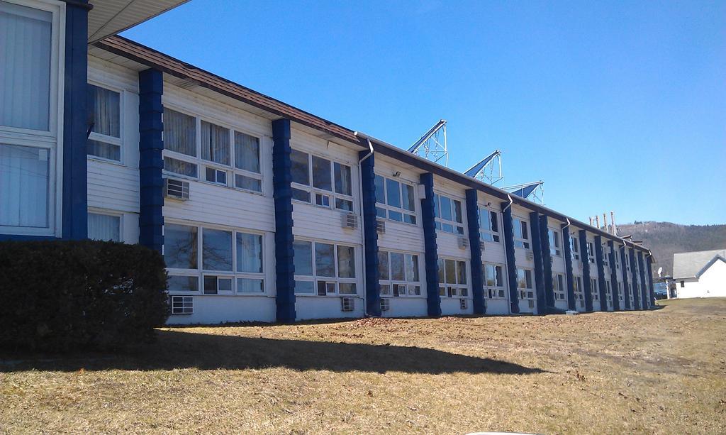Travelodge By Wyndham Lake George Ny Экстерьер фото
